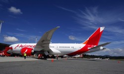 160115-B787-Avianca