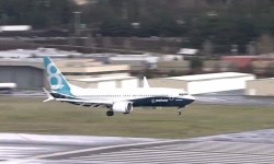737MAX 8 primer vuelo02