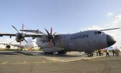 A400M_089 Los contínuos fallos del motor TP400 fuerzan el retraso de la entrega del primer Airbus Miliatry A400M.