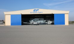 ANGAR EUROPEAN FLYERS European Flyers celebra una jornada de puertas abiertas el 18 de junio en el aeropuerto de Cuatro Vientos.