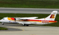 ATR1000_002 El primer ATR 72-600 que recibirá Air Nostrum luce un enorme 1000 en su fuselaje trasero.