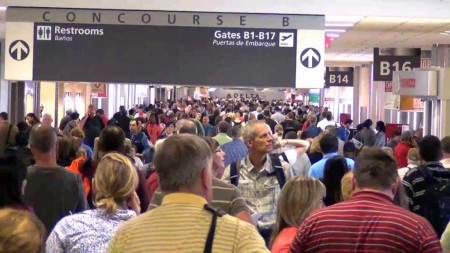 Las terminales del aeropuerto de Atlanta ocupan 52,6 hectáreas y cuentan con 207 puertas de embarque.