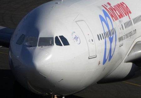 Los pilotos de Air Europa aprueban por votación las condiciones que regularán sus condiciones laborables.