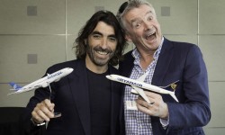 Air Europa y Ryan Air Javier Hidalgo de Air Europa, y Michael O'Leary, de Ryanair, durante el anuncio del acuerdo entre ambas compañías.