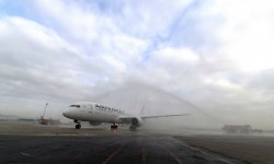 Air France Boeing 787 Barcelona Arco agua