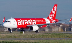 AirAsia320-Sharklets02 Air Asia ha adquirido 475 aviones Airbus A320 de ellos 264 de la versión neo