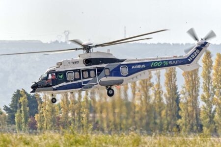 Entre los hechos destacados de 2021 de Airbus helicopters estuvo el primer vuelo con un 100 por ciento de SAF.
