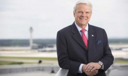 Allan-McArtor Allan McArtor toma el relevo de Sean O'Keefe como máximo ejecutivo de Airbus Group en Norteamérica