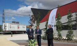 Apertura Hangar VI El rector de la Universidad Rey Juan Carlos de Madrid en la inauguración de Hangr VI, nuevo centro de formación aeronáutico desarrollado con AviationGroup.