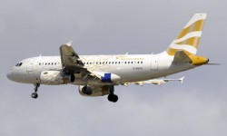 British_Airways_A319 IAG ha perdido en el primer trimestre de 2013 630 millones de euros.