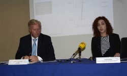 COPAC_aerobarometro Luis Lacasa, decano del COPAC, y Ester Bueno de Ipsos Loyalty presentan los resultados de Aerobarómtro 2014.
