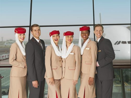 Tripulante de cabina de Emirates Airline. Fuente: Europapress