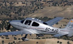 EC-KJO Cirrus SR22 EC-KJO.