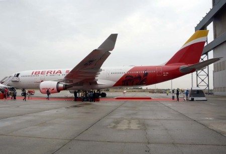 Iberia vuelve a Tokyo y decora el Airbus A330-200 especialmente.
