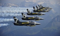 ERNOULT593029 La Breitling Jet Team se suma al festival Aire75