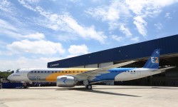 Embraer E195 E2 Rollout El prototipo del Embraer E195-E2 duurante su roll out.