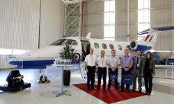 Embraer Phenom 100 UK Entrega en la factoría de Embraer del primer Phenom 100 para la formación de pilotos militares británicos.