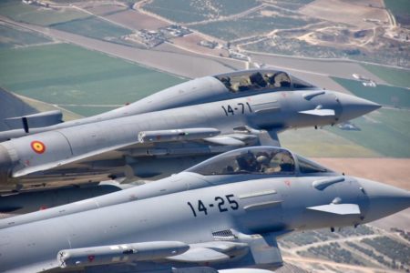 Entre los contratos de defensa obtenidos por Thales en 2019 está la sustitución de los TACAN usados por los aviones militares españoles.