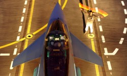 Eurofighter cabina El contrato de mantenimiento con Leonardo incluye no solo la aviónica de cabina. También el radar y el sistema de autodefensa entre otros.