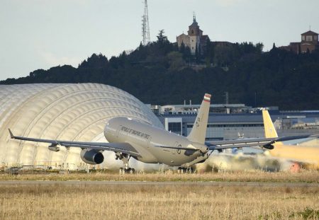 Las entregas de aviones miliatars A400M y A330MRTT desde Sevilla y Getafe siguen avanzando a buen ritmo.