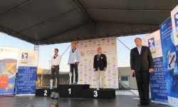 Fantoba entrega medallas
