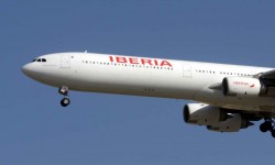 Iberia A340-600 Iberia ha solicitado la asignación de derechos de tráfico aéreo entre España y Japón para iniciar los vuelos en 2016.