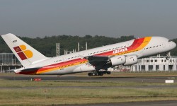 Iberia A380 Ilustracion Una de las muchas ilustraciones de cómo sería un A380 de Iberia que circulan por internet.