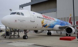 Iberia Disney EC-JZM Airbus A321 El Airbus A321 EC-JZM con su decoración Disney.
