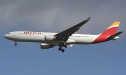 Iberia_A330_EC-LZJ