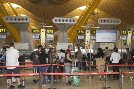 Mostradores de facturación de Iberia en la T4 de Barajas