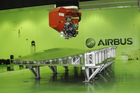 Pieza del ala para el Airbus A350 XWB fabricada en Illescas