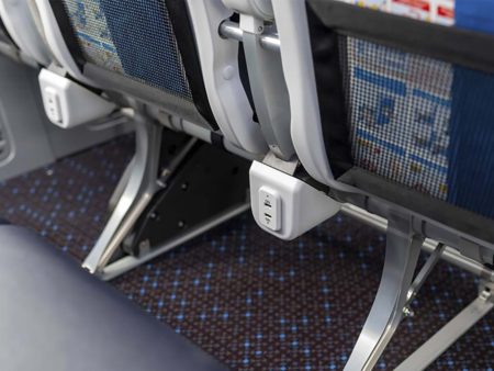 Tomas USB en los nuevos asientos de los Boeing 737-800 de KLM.