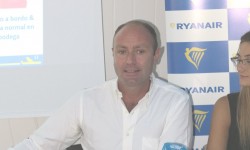 Kenny Jacobs Ryanair Kenny Jacobs, director de marketing de Ryanair ha sido el encargado de anunciar los nuevos vuelos de la compañía desde Madrid para el verano de 2018.