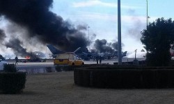 LosLlanos01 Incendio en la plataforma de Albacete tras el impacto del F-16 griego.