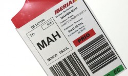MBT_02 Los pasajerosde Iberia ya pueden imprimir en sus casas las etiquetas para el equipaje que van a facturar.
