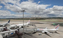 Más-posiciones-de-estaciona Air Europa y la alianza Sky Team inauguran nuevo hub en Barajas.
