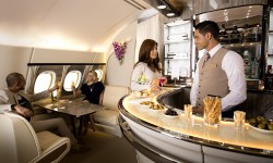 NEW_Emirates-A380-On819590