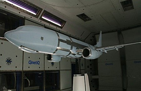 Modelo de túnel de viento de un nuevo Boeing 737