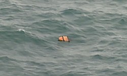 QZ8501 Imagen de la televisión indonesia de los restos del vuelo QA8501