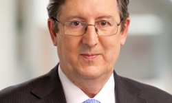 Rafael Tentor Rafael Tentor era hasta ahora el máximo responsable de los aviones C-212, CN-235 y C-295 además del A330MRTT.