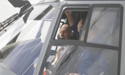 Rey_NH90_02 S.M. el Rey Juan Carlos ha pilotado durante media hora el primer NH90 destinado al Ejército español.