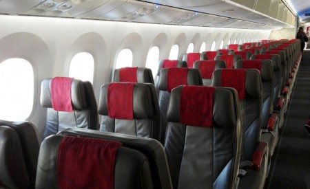 Asientos de clase turista del Boeing 787 de Royal Air Maroc.