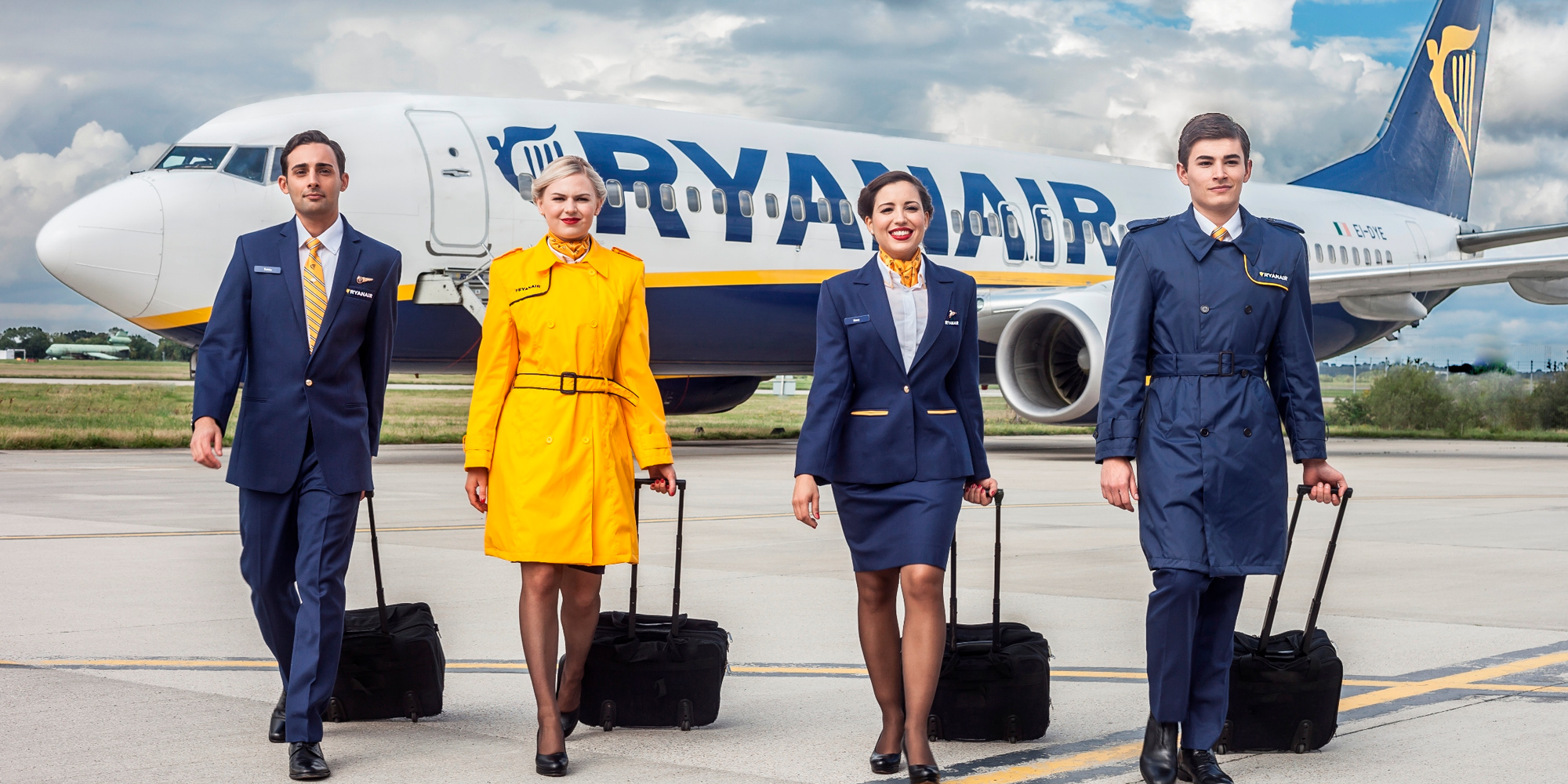 Ryanair tripulantes de cabina en en noviembre y diciembre - Fly News
