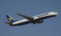 Ryanair-EI-DLC Ryanair EI-DLC