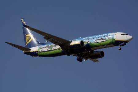 Ryanair anuncia dos nuevas rutas desde Ibiza