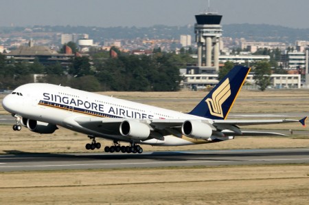 Airbus A380 9V-SKT