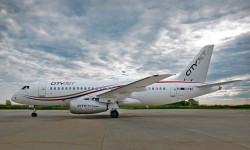 SSJ 100 CityJet El primero de los SSJ100 de CityJet.