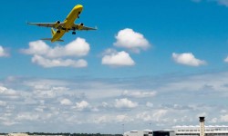 Spirit Airlines - First Flight - A320 Spirit cuenta con una flota de 89 aviones de la familia A320, incluido el primer A321 montado en Estados Unidos.
