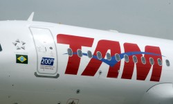 TAM ha recibido hoy en el salón de Le Bourget un nuevo Airbus A320, el número 200 de LATAM.