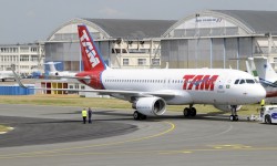 TAM_200_02 Airbus A320 de LATAM